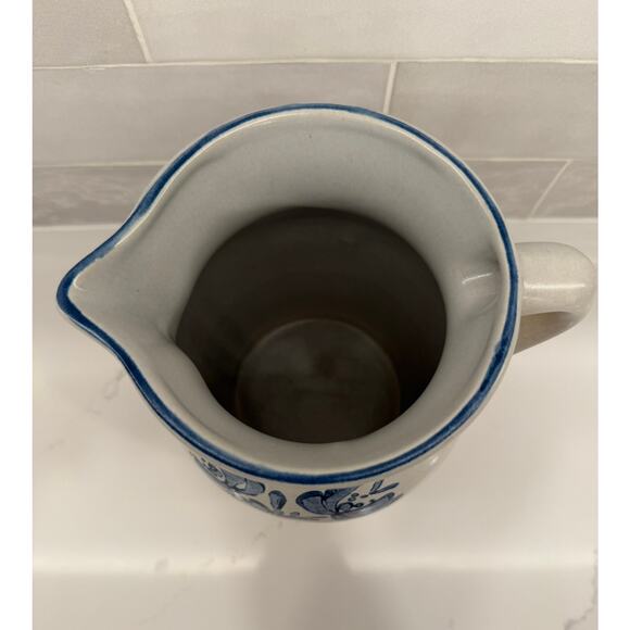 Vintage Pfaltzgraff Yorktowne Stoneware Large Pitcher - Picture 3 of 10